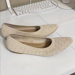 Seychelles Cream Textured Flats